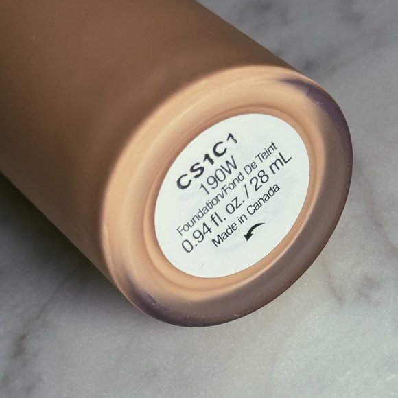 Rare Beauty Liquid Touch Weightless Foundation | 190W - Picture 3 of 5